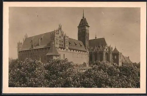 AK Marienburg / Malbork, Südost-Ansicht vom Hochschloss