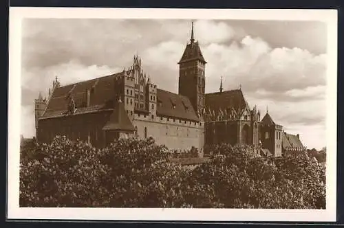 AK Marienburg / Malbork, Hochschloss, Südost-Ansicht