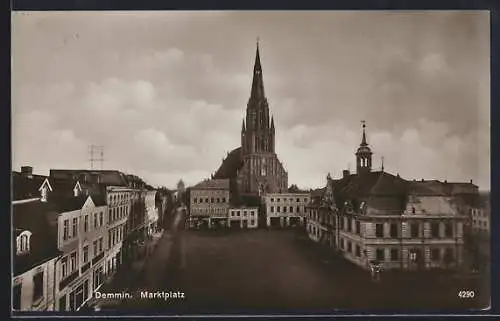 AK Demmin, Marktplatz mit Kirche