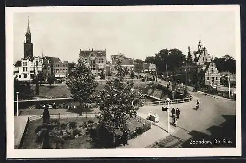 AK Zaandam, De Sluis