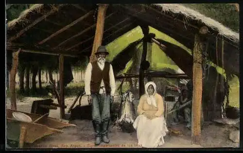 AK Buenos Aires / Argen.-Tigre, Habitantes de las Islas, Einheimische in der Hütte