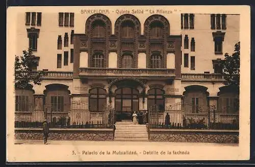 AK Barcelona, Palacio de la Mutualidad, Detaile de la fachada