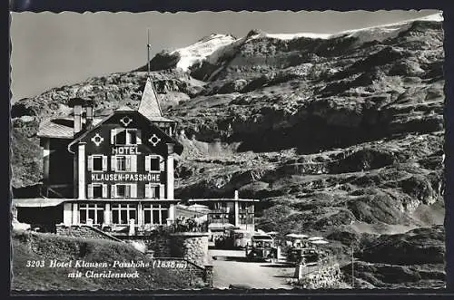 AK Klausenpass, Hotel Klausen-Passhöhe mit Claridenstock