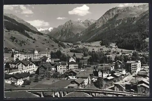 AK Klosters /Graubünden, Teilansicht mit Silvretta