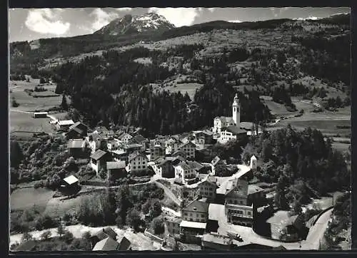 AK Tiefencastel /Julier-Route, Totalansicht gegen Mon u. Piz Toissa aus der Vogelschau