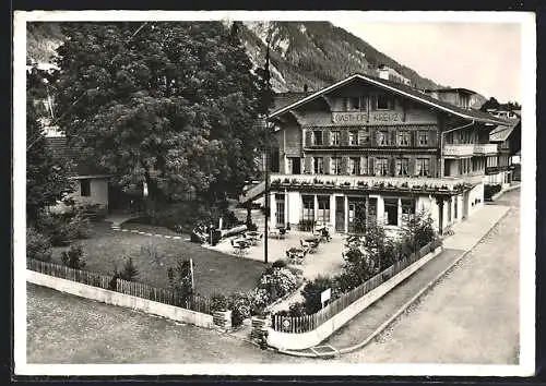 AK Lenk /B. O., Hotel Kreuz mit Garten u. Strasse aus der Vogelschau