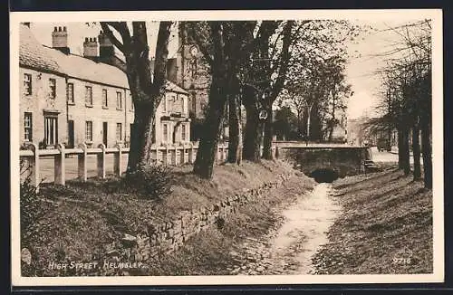 AK Helmsley, High Street