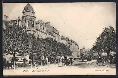 AK Pau, Rue Nouvelle-Halle, Strassenbahn