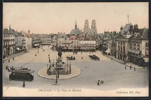 AK Orléans, La Place du Martroi, Strassenbahn