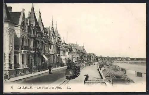 AK La Baule, Les Villas et la Plage, Kleinbahn am Strand