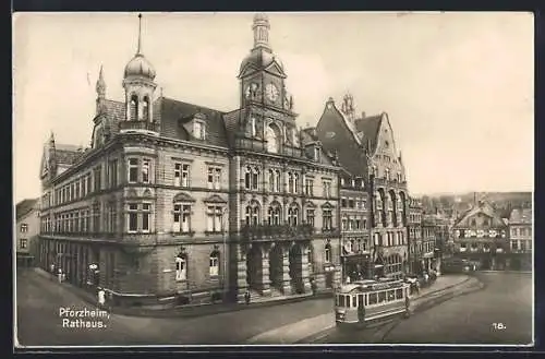 AK Pforzheim, Rathaus mit Strassenbahn
