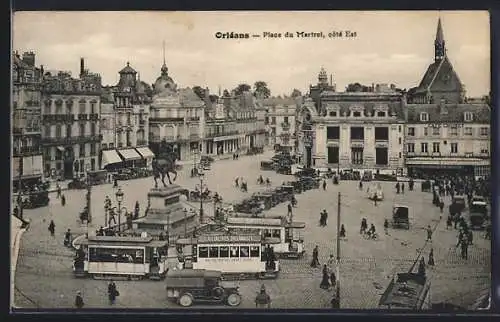 AK Orléans, Place du Martroi, Côté Est, Strassenbahn