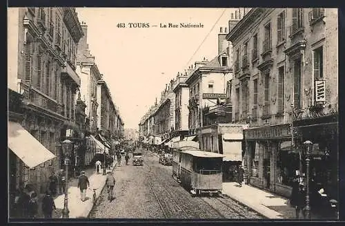 AK Tours, La Rue Nationale, Strassenpartie mit Strassenbahn