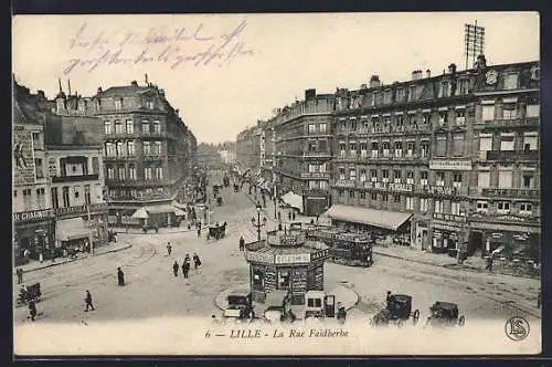 AK Lille, La Rue Faidherbe, Strassenpartie mit Strassenbahn
