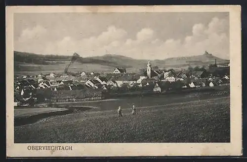 AK Oberviechtach, Bäuerinnen auf den Feldern vor dem Ort