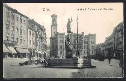 AK Zittau, Markt mit Rathaus und Brunnen