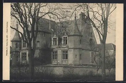 AK Pontoise, Le Musée