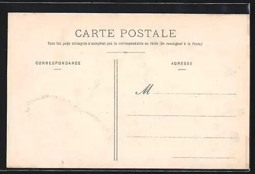 AK Pontoise, Boulevard des Fossés avec calèche et passants