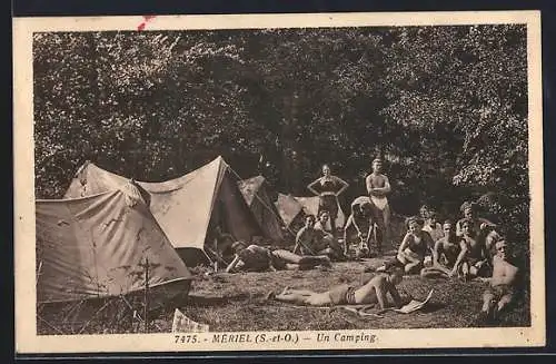 AK Mériel, Un camping en pleine nature avec tentes et vacanciers relaxés