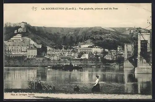 AK La Roche-Guyon, Vue générale prise en aval du Pont