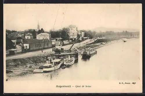 AK Argenteuil, Quai de Seine avec bateaux amarrés