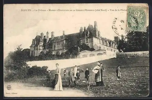AK Écouen, Le Château, Maison d`Éducation de la Légion d`Honneur (côté Nord), Vue de la Plaine