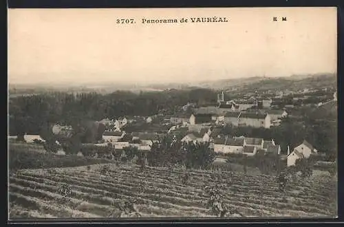 AK Vauréal, Panorama du village et des champs environnants