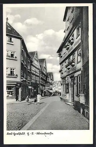 AK Bad Hersfeld, Weinstrasse mit Haus Hermann Allenburg und Geschäften