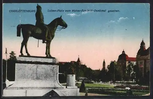 AK Berlin-Charlottenburg, Luisenplatz vom Kaiser-Friedrich-Denkmal