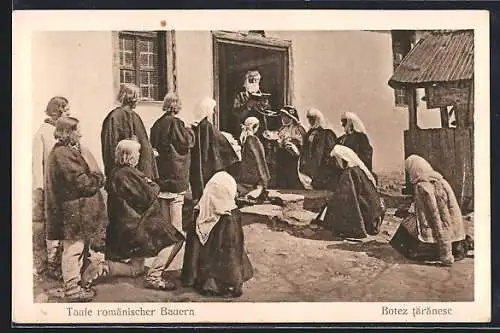 AK Taufe rumänischer Bauern, Zeremonie mit knieenden Frauen vor Priester