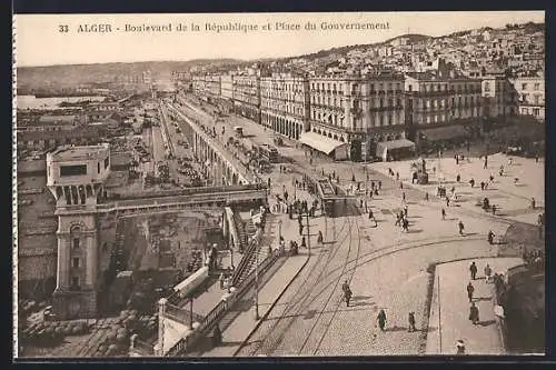 AK Alger, Boulevard de la République et Place du Gouvernement, Strassenbahn