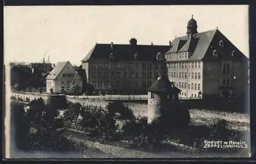 AK Speyer /Rh., Zeppelinschule mit Nebengebäude u. Turm