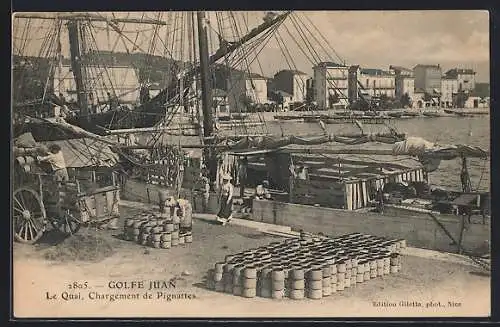 AK Golfe Juan, Le Quai, Chargement de Pignattes