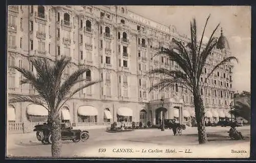 AK Cannes, Le Carlton Hotel avec voitures et palmiers