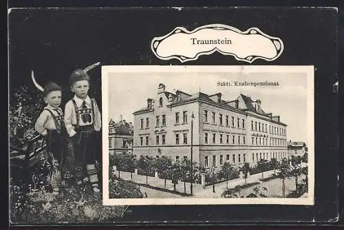 AK Traunstein, Städt. Knabenpensionat, Passepartout mit Jungen in Lederhosen