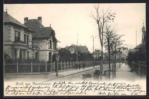 AK Neumünster, Strasse Mühlenhof mit Passanten