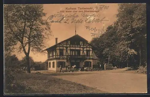 AK Kurhaus Taubensuhl, Gebäudeansicht mit Strasse und Gästen
