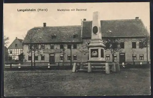 AK Langelsheim /Harz, Marktplatz mit Denkmal