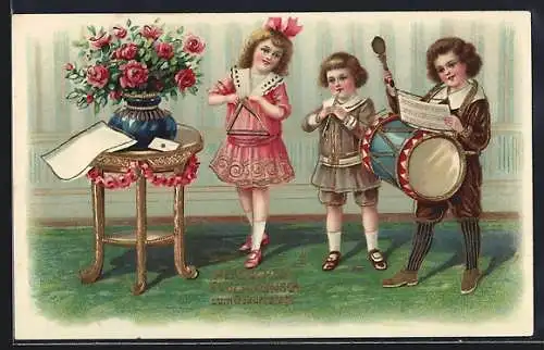 AK Herzlichen Glückwunsch zum Geburtstage, Kinder musizieren neben einer Vase mit Blumenstrauss