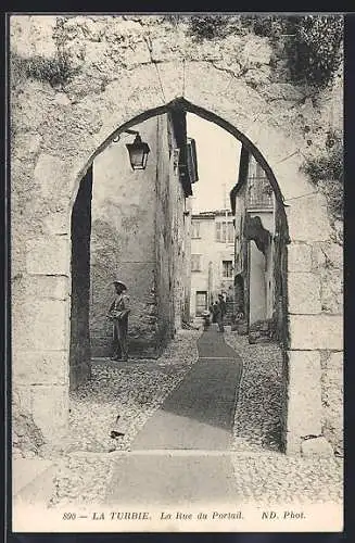 AK La Turbie, La Rue du Portail