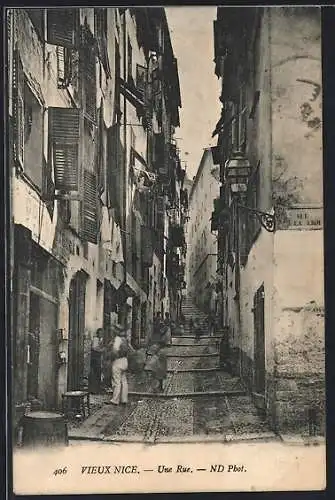 AK Nice, Une rue pittoresque dans le Vieux-Nice
