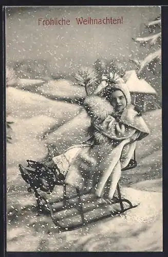 AK Mädchen auf Schlitten bei Schneefall, Weihnachtsgruss