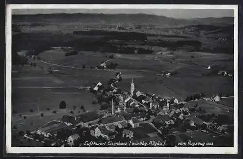 AK Eisenharz /Württbg. Allgäu, Teilansicht mit Strassenpartie, Fliegeraufnahme