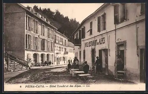 AK Peira-Cava, Hôtel Iruchi et des Alpes avec terrasse et passants