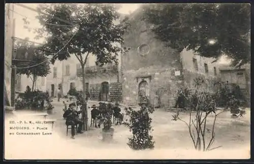 AK Mougins, Place du Commandant Lamy