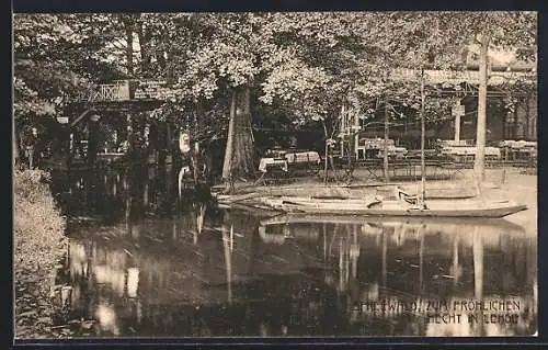 AK Lehde / Spreewald, Gasthaus zum fröhlichen Hecht mit Bootsanleger