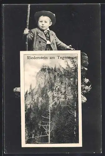 AK Tegernsee, Blick auf den Riederstein, Junge in Tracht