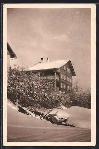 AK Malix bei Chur, Alpines Kinderheim Chalet Meng, Liegehalle des Kinderheims im Winter