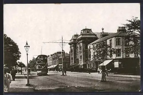AK Hull, Spring Bank, Strassenpartie mit Strassenbahn