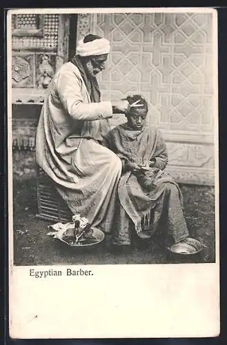 AK Ägyptischer Friseur schneidet einem Jungen die Haare